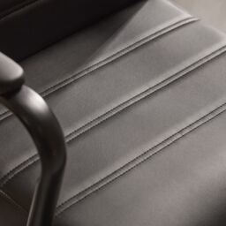 Lowarn Black Faux Leather Effect Office Chair (H)1070mm (W)580mm (D)670mm - thumbnail 6