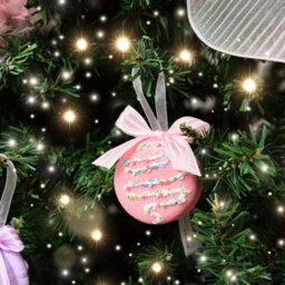 Melody Maison Set Of 2 Pink & Purple Pastel Hanging Macaron Bauble Decorations - 5.5Cm - thumbnail 3