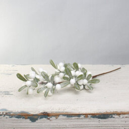 Frosted Berry Spray With Leaves 3 Pack - White - thumbnail 6