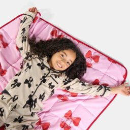 Ohs Kids Cherry Bow 3Kg Weighted Blanket Sensory Sleep Therapy Quilted Throw - Pink - thumbnail 5