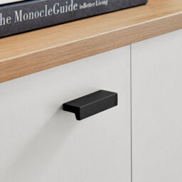 Furniturebox Uk Bisset Off-White & Wood Effect Medium Storage Sideboard - thumbnail 5