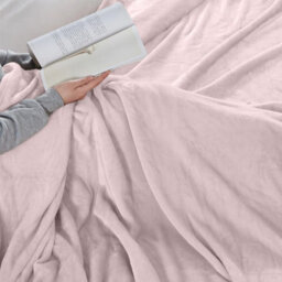 Ameha Fleece Plain Blanket, Lightweight & Reversible Throw For Travel, Bed & Sofa Blanket, Pink King 200X240Cm - thumbnail 2