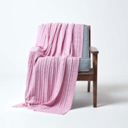 Homescapes Cotton Cable Knit Pastel Pink Throw, 150 X 200 Cm - thumbnail 2