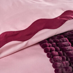 Ohs Wavy Edge Bedding Set Microfibre Duvet Cover With Pillowcase, Blush/burgundy - King - thumbnail 3