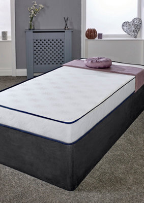 "Extreme Comfort Ltd, Small Single - 2Ft6"" Damask Dual Sided Flat Sleep Surface Kids Value Essentials Foam Free Spring Mattress" - image 1