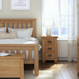 Zelah Oak Slatted 5Ft King Size Bed Frame With Headboard & Footboard - By Roseland Furniture - thumbnail 6