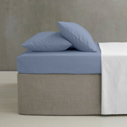 Catherine Lansfield Pillowcases Easy Iron Percale Standard 50X75Cm Pack Of 2 Pillow Cases With Envelope Closure Lansfield Blue - thumbnail 2