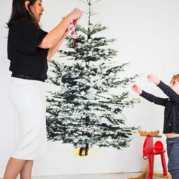Pf Artificial Christmas Spray On Snow Non Flammable Winter Decoration Trees Windows Crafts Holiday Display 250Ml 1577 - thumbnail 8