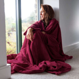 Mulberry Red Snug Rug Deluxe Blanket With Sleeves Luxury Cosy Super Soft Coral Fleece Fabric Long Oversized Pouch Pocket Adults