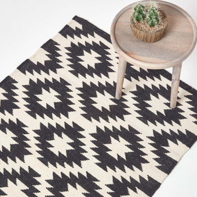 Homescapes Zurich Handwoven Black And White 100% Cotton Geometric Pattern Kilim Rug, 160 X 230 Cm - image 1