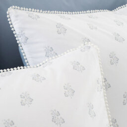 Bianca Fine Linens Esme Floral 200 Thread Count Cotton Reversible Duvet Cover Set With Pillowcase White / Blue - thumbnail 4