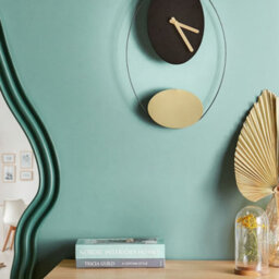 Wyld And Coco Wall Clock Black Gold Minimalist 31 X 45 Cm - Floating Wire Frame, Numeral-Free Design - thumbnail 2