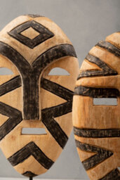 Orsina Bantu Large Tribal Wooden Sculpture - thumbnail 2
