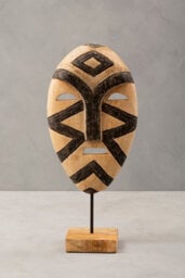 Orsina Bantu Large Tribal Wooden Sculpture - thumbnail 3