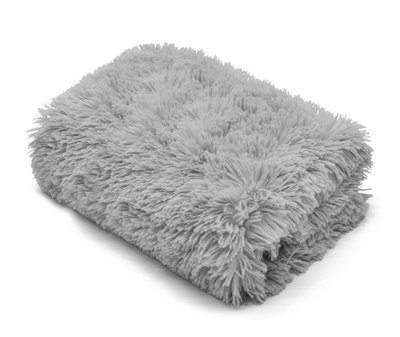 Homespace Direct Ltd Cuddles Blanket/throw Silver 150 X 200Cm - image 1