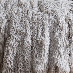 Catherine Lansfield Extra Large Cuddly Deep Pile Faux Fur Family Size Large Blanket Throw Silver Grey - thumbnail 2