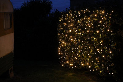Best Artificial 2M X 2M Warm White Outdoor Connectable Christmas Net Lights With 120 Leds Mains Powered - image 1