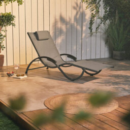 Vonhaus Folding Sunlounger, Heavy Duty Weather Resistant Garden Sun Lounger, Portable Textoline Foldable Reclining Outdoor Lounger - thumbnail 3