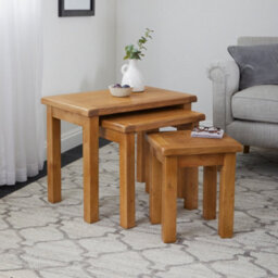 Zelah Oak Nest Of Tables - Set Of 3 By Roseland Furniture - thumbnail 2