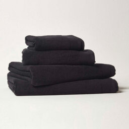 Homescapes Black 100% Combed Egyptian Cotton Set Of 2Face Cloths 700 Gsm - thumbnail 2