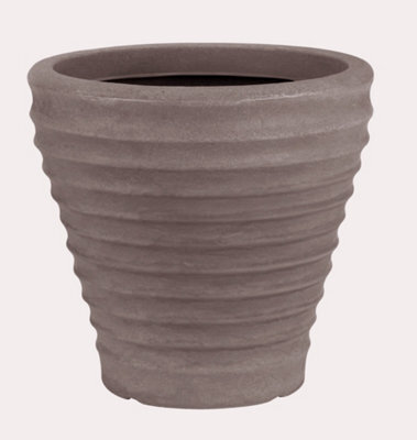 Strata Brown Stone Effect Plastic Resin Plant Pot (Dia) 43Cm, (H)41Cm by B&Q  | uFurnish.com