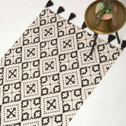 Homescapes Reva Black & White Handwoven Cotton Geometric Rug 90 X 150 Cm - thumbnail 1