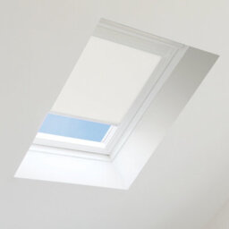 Bloc Blinds White Blackout Blind For Velux Roof Window Size   Mk08, White Frames - thumbnail 1