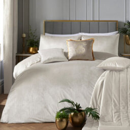 Laurence Llewelyn-Bowen Montrose Luxury Ivory Velvet Duvet Cover Set