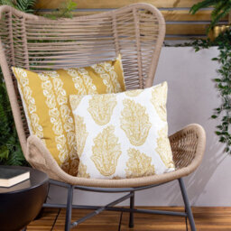 Paoletti Kalindi Paisley Uv & Water Resistant Outdoor Polyester Filled Cushion - thumbnail 4