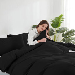 Moonlight Bedding Plain Microfibre 4 Piece Duvet Cover Set With Fitted Sheet, Double (Black, 200X200Cm) - thumbnail 2