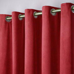 Laurence Llewelyn-Bowen Montrose Velvet Blackout Pair Of Burgundy Eyelet Curtains - thumbnail 2