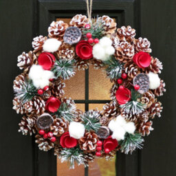 Dibor Traditional Pinecone And Roses Front Door Autumn Wreath Winter Spring Wreath 36Cm - thumbnail 2