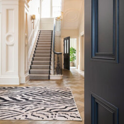 Loomed Zebra Print Cotton Chenille Rug Black White Machine Washable 120Cm X 170Cm - thumbnail 3