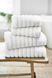 The Lyndon Company Ribbleton Zerotwist Cotton Bath Towel - thumbnail 1