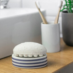 Harbour Housewares Ceramic Soap Dish - Navy Stripe - thumbnail 4