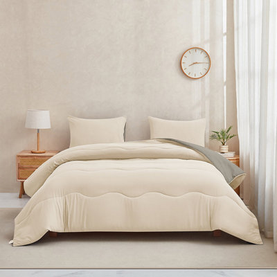 10.5 Tog Coverless Reversible Duvet Set Natural Soft Microfibre Quilt With Quilted Pillowcase Covers - image 1
