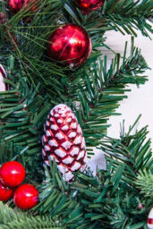 Christmas Tree World 50Cm Decorated Mixed Pine Wreath With Red & White Candy Canes - thumbnail 8