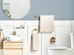 Beliani 6-Piece Bathroom Hardware Set Uvita With Towel Bars And Hooks Gold - thumbnail 2