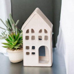 Minster House Tealight Holder - Ceramic - L9 X W6 X H17 Cm - Cream