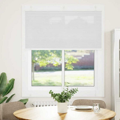 Berkfield Modern Pleated Blind White 115X150 Cm Fabric Width 114.4 Cm Polyester