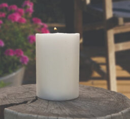 Zero In Natural Citronella Outdoor Pillar Candle Wind Resistant Garden Candle 38H - thumbnail 1