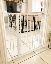 Bettacare Easy Fit Gate, 94.3Cm - 102.3Cm, White, Pressure Fit Stair Gate, Baby Gate For Doors Hallways And Spaces - thumbnail 6