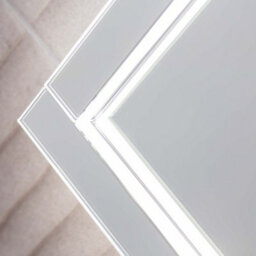 Plum&clay Mythos Led Illuminated Bathroom Mirror With Demister (H)600mm (W)800mm - thumbnail 4