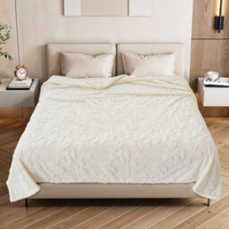 Living And Home 3D Leaf White Soft Warm Plush Fuzzy Throw Blanket 150Cm X 100Cm - thumbnail 4