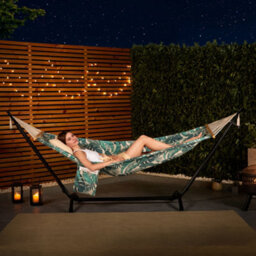 Vonhaus Hammock With Stand, Freestanding 1 Person Hammock With Adjustable Frame, Travel Bag For Garden, Beach, Camping & Outdoors - thumbnail 3