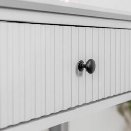 Melody Maison Large Chest Of Drawers And Pair Of Bedside Tables - Hales White Range - thumbnail 5