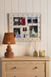 Laura Ashley Harthill Daisies Photo Frame Matt White And Multi Coloured - thumbnail 3