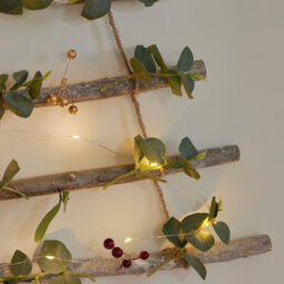 Dibor Traditional Mistletoe Berry Xmas Decor Christmas Tree Ladder Hanging Decoration - thumbnail 3