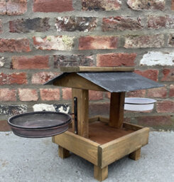 Ruddings Wood Wooden Ground Bird Feeder Table Station Bird Bath Fully Assembled - thumbnail 6