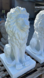 Pair Of White Large Proud Sitting Lions - thumbnail 5